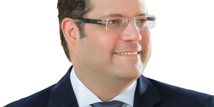 Luis Valdez será el director General de Impuestos Internos