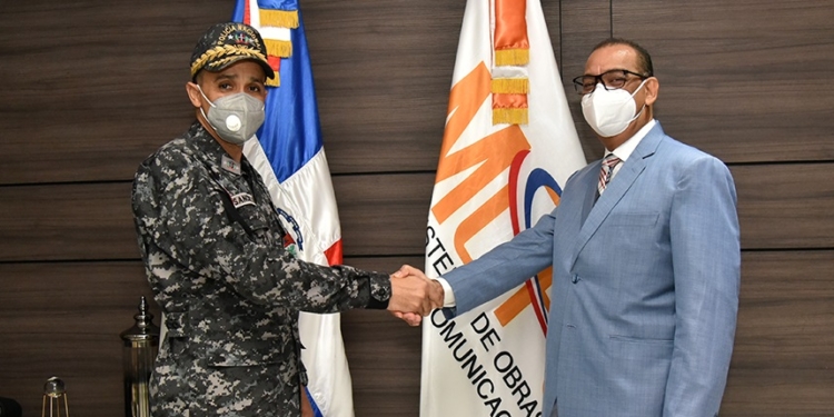 Ministro MOPC recibió al director de la Policía Nacional