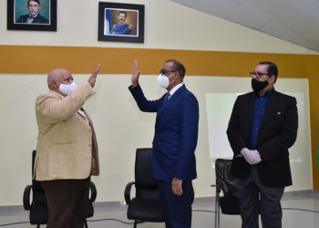 Deligne Ascención función pública debe desempeñarse con humildad