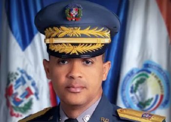 Presidente Luis Abinader nombra mandos militares y policiales