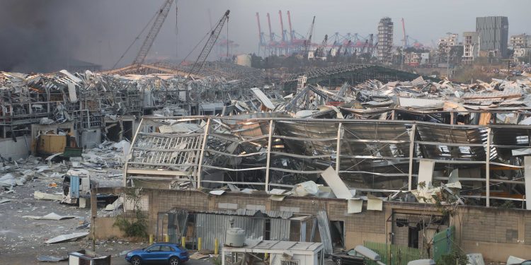 Al menos 73 fallecidos y 3.700 heridos por explosiones en el Líbano