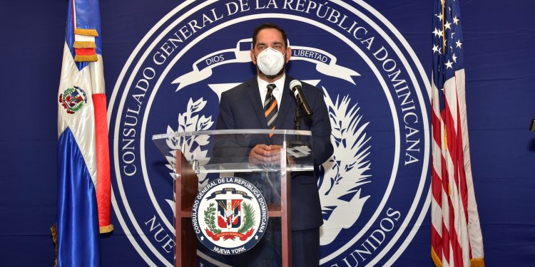 Eligio Jáquez toma posesión como cónsul general de RD en NY