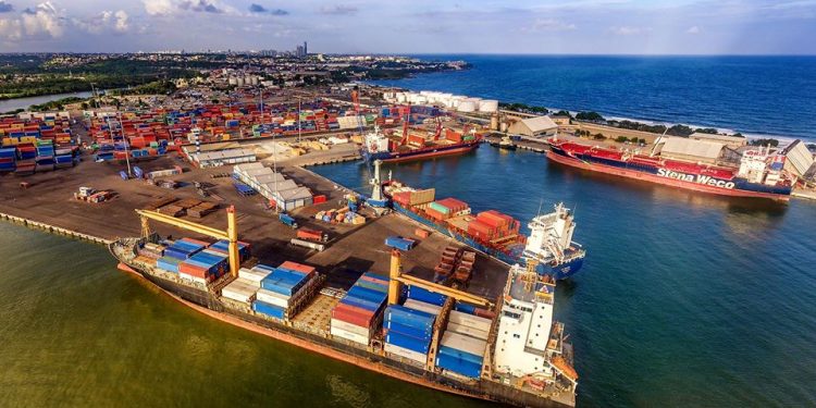 Suspenden entrada y salida de buques de puertos dominicanos