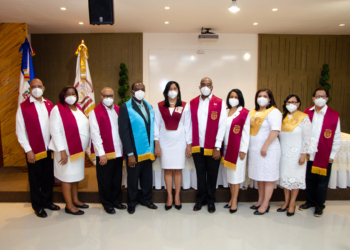 UNEV inviste 524 nuevos profesionales en su Quincuagésima Sexta graduación Ordinaria