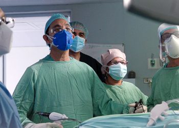 Urólogo Pablo Mateo realiza Nefrectomía Radical vía Laparoscopia por Cáncer de Riñón