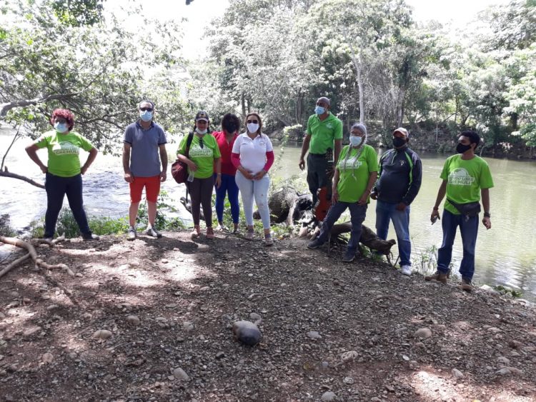 Ambientalistas atribuyen a funcionario haber destruido área de río Mao para sembrar banano