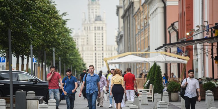 Casos de COVID-19 en Rusia superan los 840.000