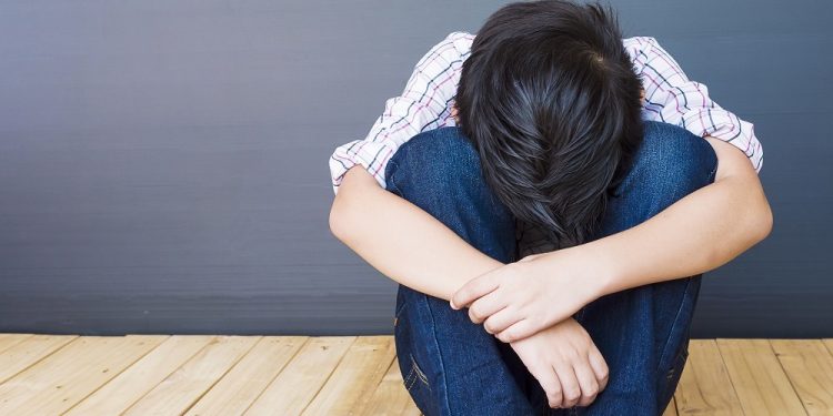 Investigación: niños con traumas temprano en la vida envejecen más rápido