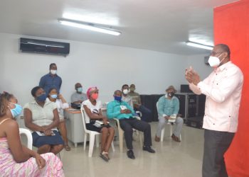 Comunidades evangélicas quieren incidir en el destino de Punta Catalina