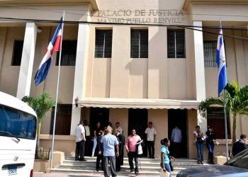 Aplican prisión preventiva a supuestos matadores de pareja de esposos en San Cristóbal