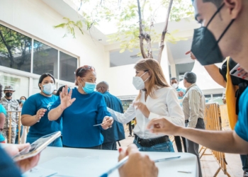 Alcaldía DN aplica pruebas del COVID-19 su personal