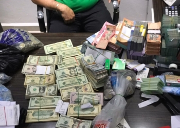 PGR y DNCD ocupan suma millonaria de dinero y varias armas