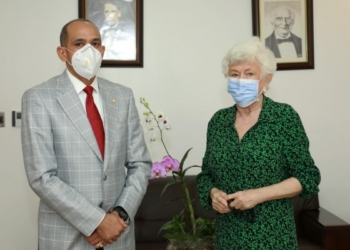 Director DNCD va a DIGEIC a expresar su identificación con la ética y la transparencia