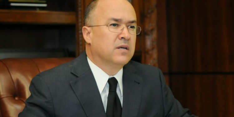 Domínguez Brito le entra a las declaraciones juradas de funcionarios PRM y admite corrupción en el PLD