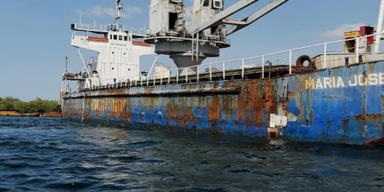 APORDOM pide Armada intervenga en caso buque abandonado en Manzanillo