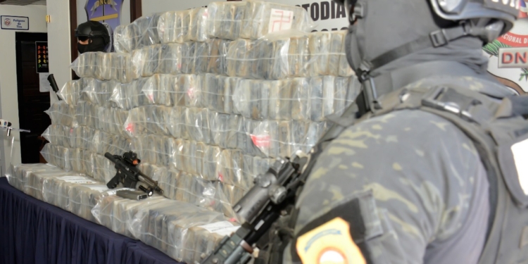 DNCD ocupa 350 paquetes de drogas en La Romana