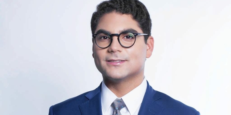 Presidente Abinader designa a Hostos Rizik como director del BCIE