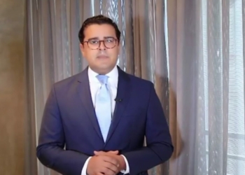 Martínez Hoepelman renuncia a contrato de representación