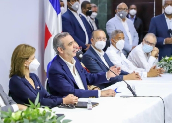 Luis Abinader encara las deficiencias de la Cámara de Cuentas