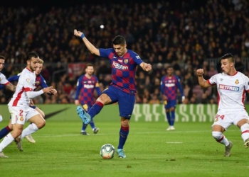 Inolvidable partida de Luis Suárez del Barcelona