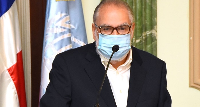 Ministro Ceara reflexiona sobre embarazos de adolescentes