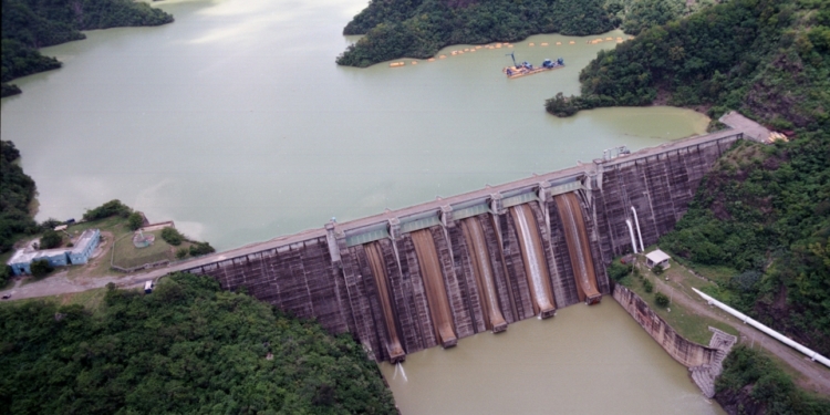 Continuarán aguaceros por vaguada y onda tropical; recuperarían presas