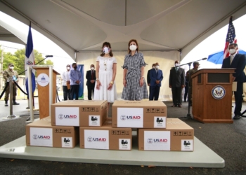 EE.UU. dona hospitales móviles y ventiladores a RD
