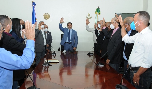 Agricultura anuncia gobierno extenderá fluido eléctrico