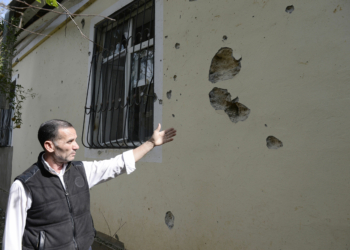 Armenia y Azerbaiyán ya se acusan de violar cese al fuego