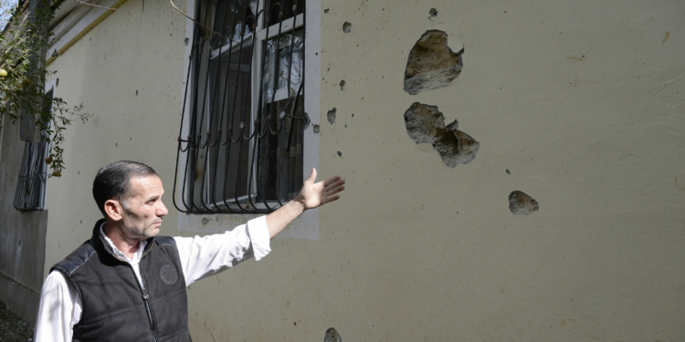 Armenia y Azerbaiyán ya se acusan de violar cese al fuego