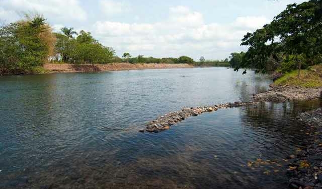 INDRHI y el BID inician proyecto de manejo integrado de cuenca en el río Yuna