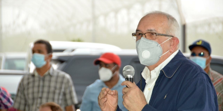 Bagrícola pide a productores unirse al Gobierno