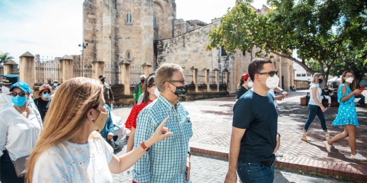 Ciudad Colonial Peatonal recibe respaldo de la ciudadanía