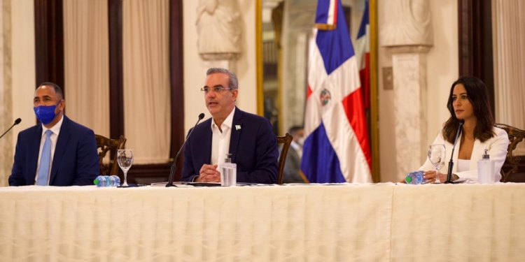 Gobierno presenta plan de licitación para red 5G