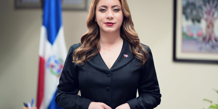 Directora de Prosoli asegura no había recursos para pagar ayudas sociales