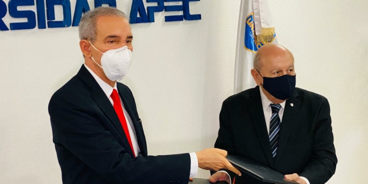 MESCYT y UNAPEC firman acuerdo para desarrollar doctorado de administración de negocios