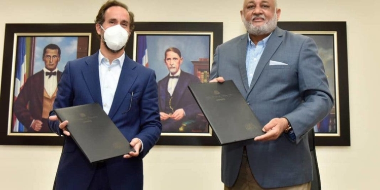 INICIA EDUCACIÓN y MINERD renuevan acuerdo para formar 512 docentes a nivel nacional