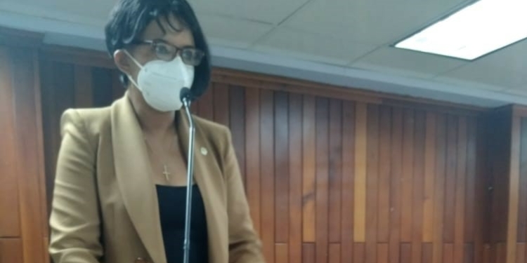 Abinader implementará aumento salarial a personal de enfermería