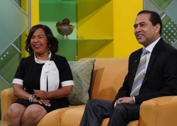 TV Revista celebra renovado 32 años de transmisión por el canal 4