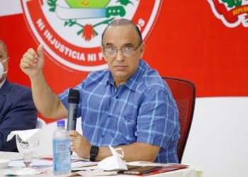 Quique Antún llama al Gobierno buscar renegociación de la deuda con acreedores