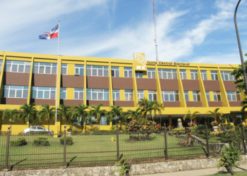 Niñas menores de 12 años y que sean madres también recibirán cédulas