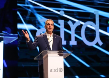 Abinader a industriales: “Lo mejor está por llegar”