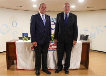 Bibliófilos editan libro del 1776 sobre la colonia francesa