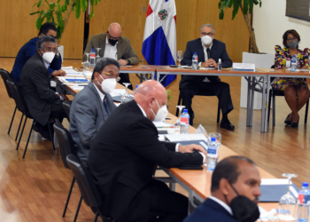 Senadores y Ministerio de Economía acuerdan impulsar la Ley de Ordenamiento Territorial