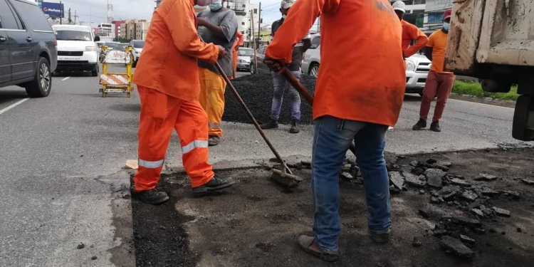 Obras Públicas interviene avenida 27 de Febrero