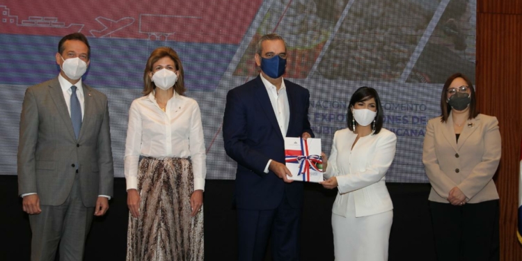 Gobierno proyecta US$20.000 millones por exportaciones en cuatro años