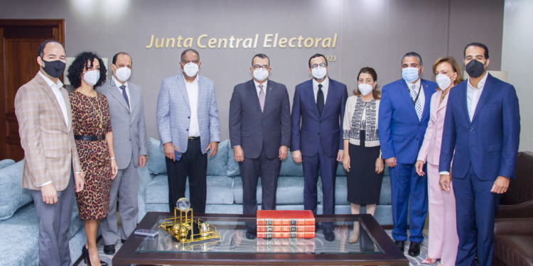 Comisión PLD pide a JCE apoyo para su congreso