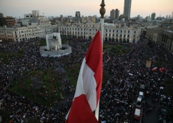 Las claves de la crisis política en Perú, un país sin partidos