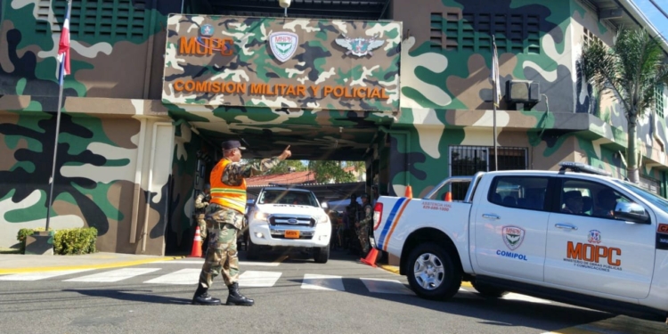 Refuerzan vigilancia de carreteras por fin de semana largo