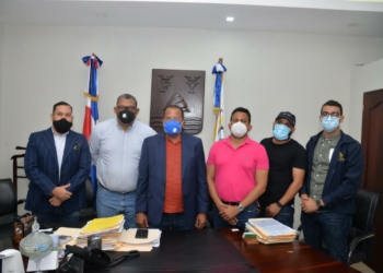 Alcalde Puerto Plata denuncia red criminal falsificó cheques del ayuntamiento